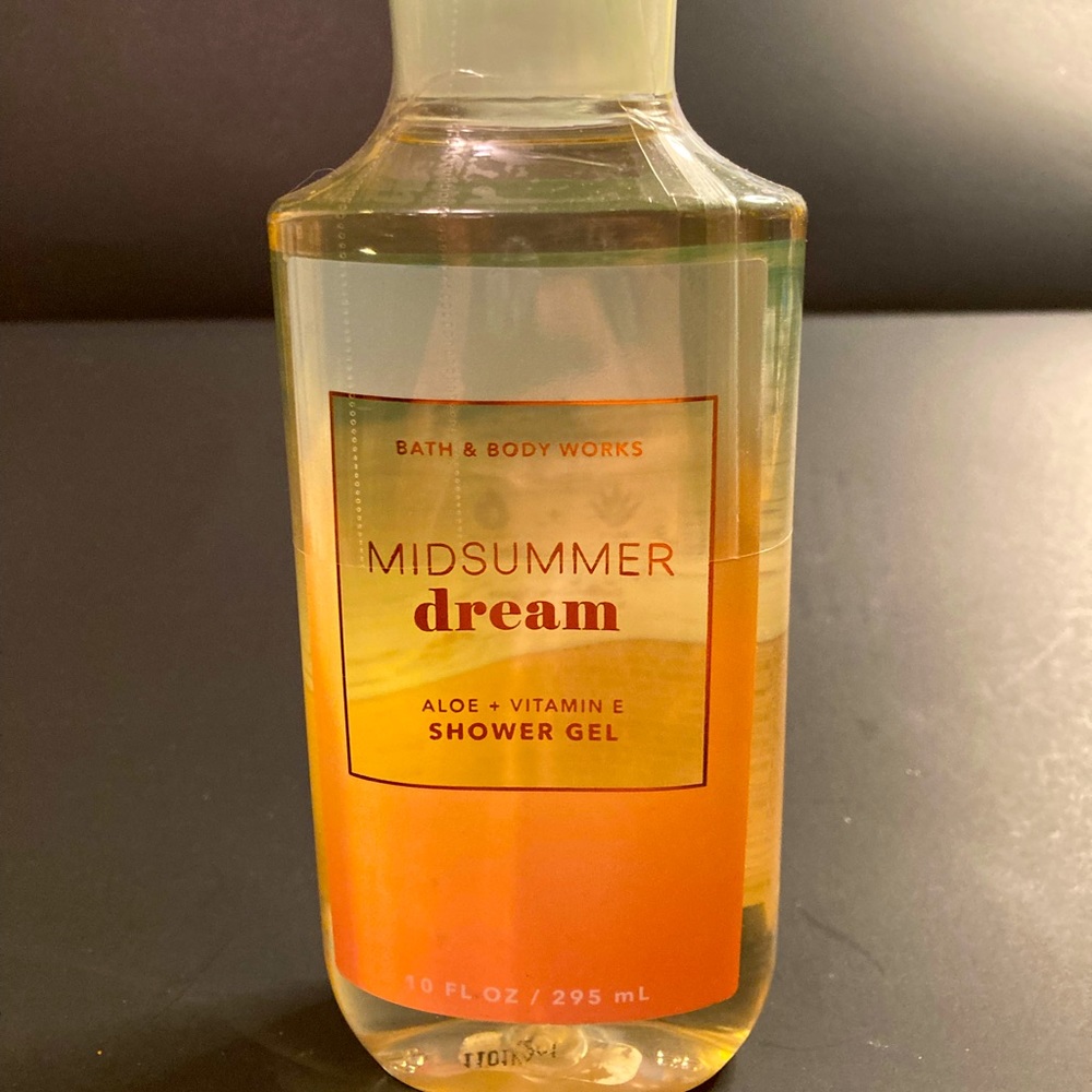 Bath & Bodyworks. Midsummer Dream 10 fl oz Shower Gel